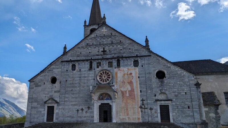 La chiesa di San Gaudenzio a Baceno: Un gioiello tra le montagne piemontesi