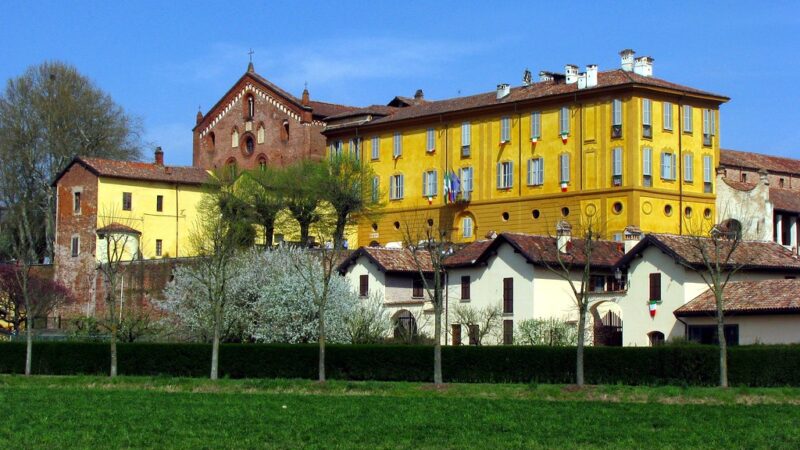 L’Abbazia di Morimondo: il gioiello cistercense tra le campagne lombarde