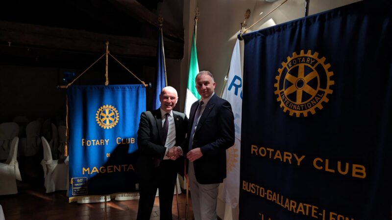 La prestigiosa Paul Harris assegnata dal Rotary Club al Sindaco di Magenta Luca Del Gobbo