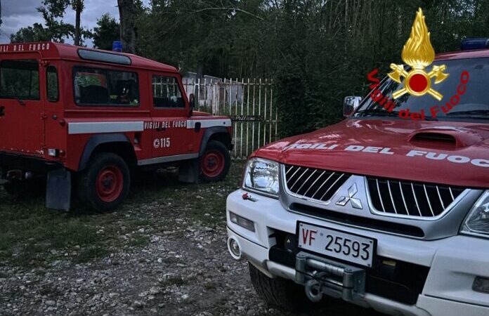 Perdersi tra i sentieri del Parco del Ticino, 53enne ritrovato dai Vigili del Fuoco a Bernate