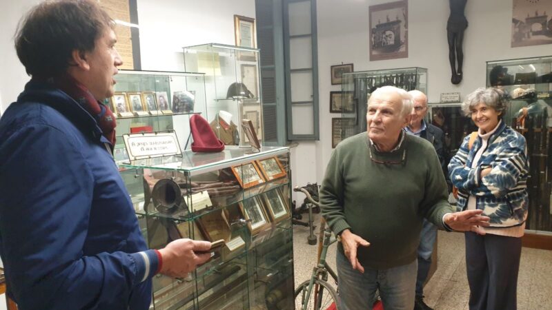 Museo Storico di Cuggiono: tutto cominciò con l’antica autobotte. Visita alle sale con la guida Enrico